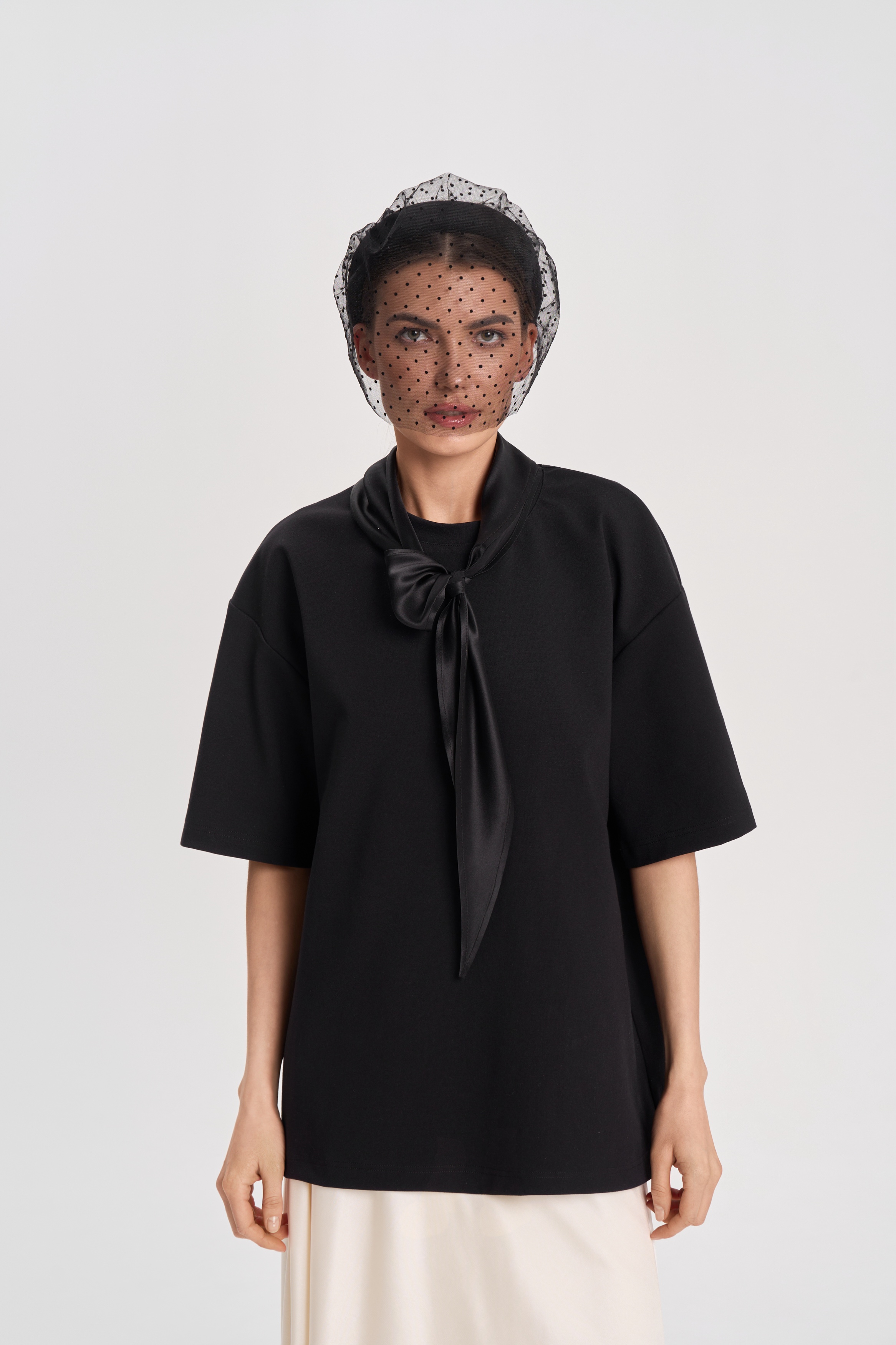 Футболка с шелковым воротничком