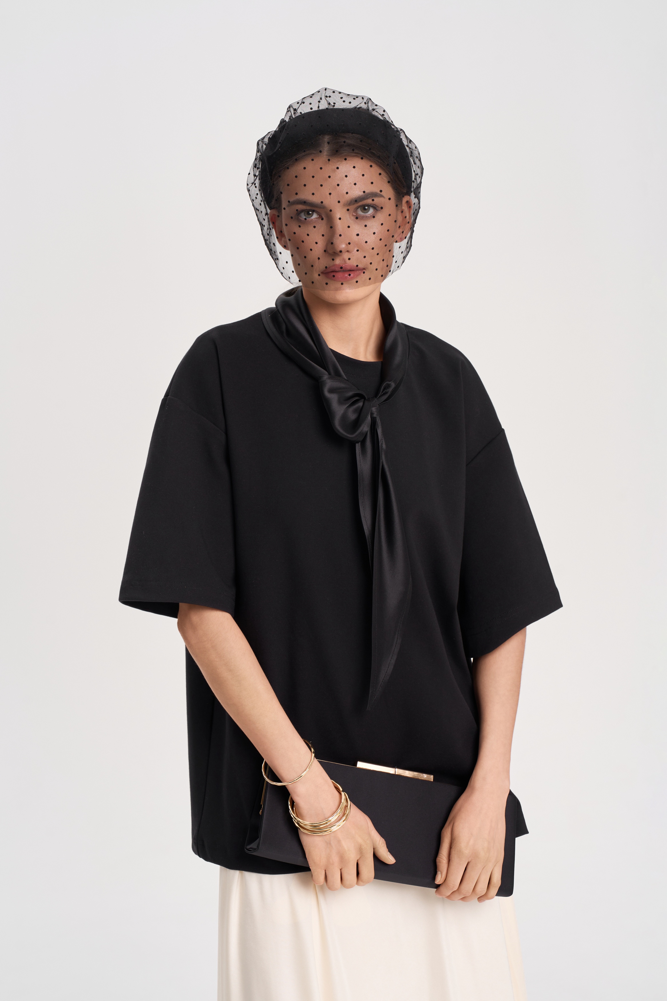 Футболка с шелковым воротничком