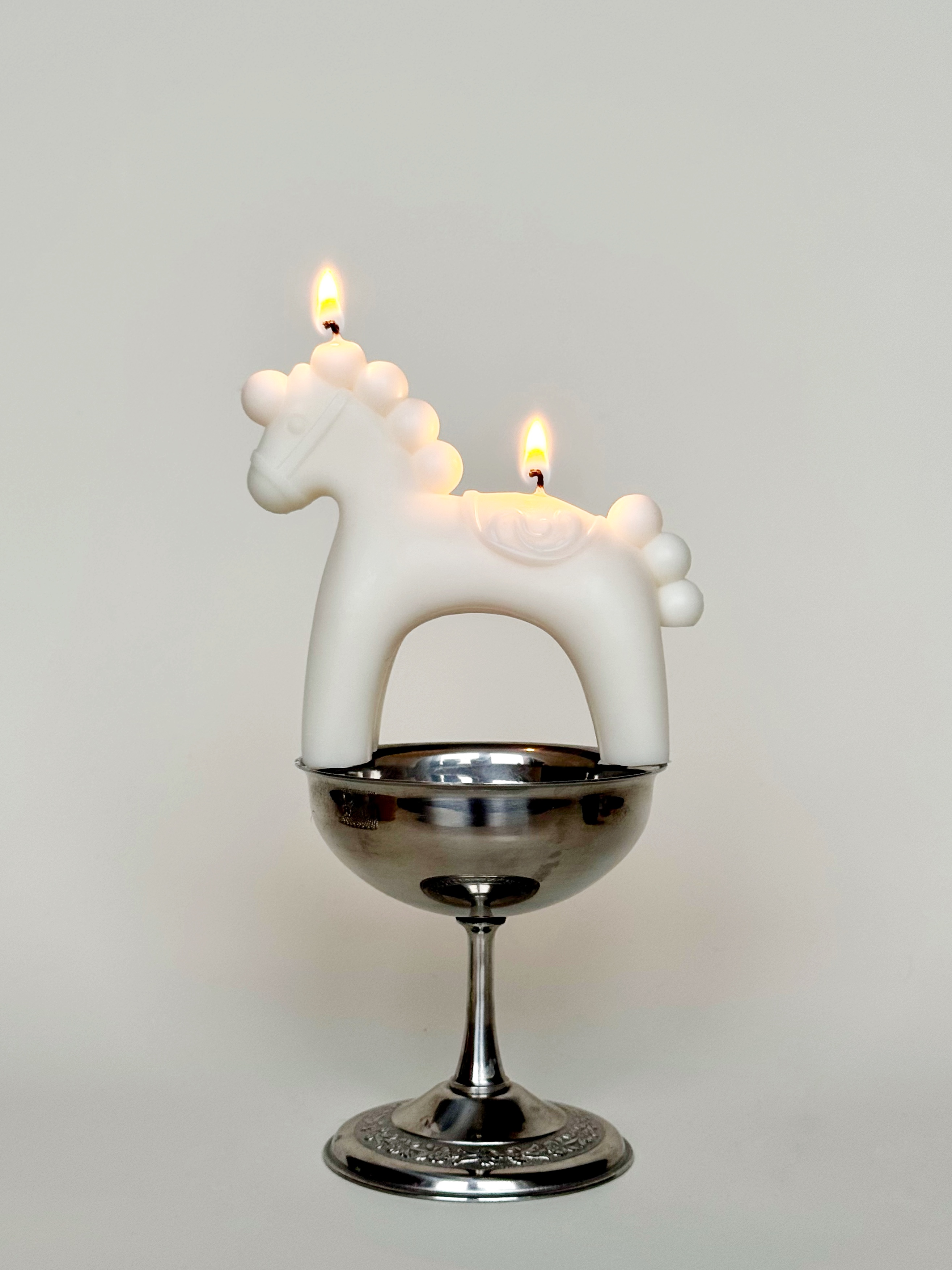 СВЕЧА “БЕЛАЯ ЛОШАДЬ”