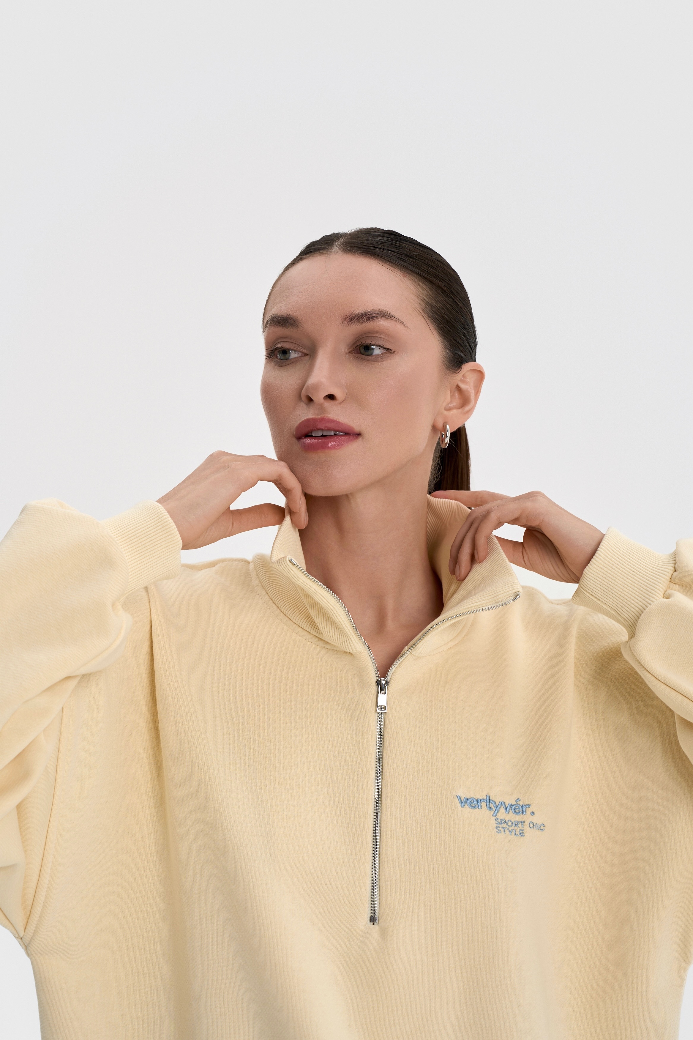 Свитшот Crème