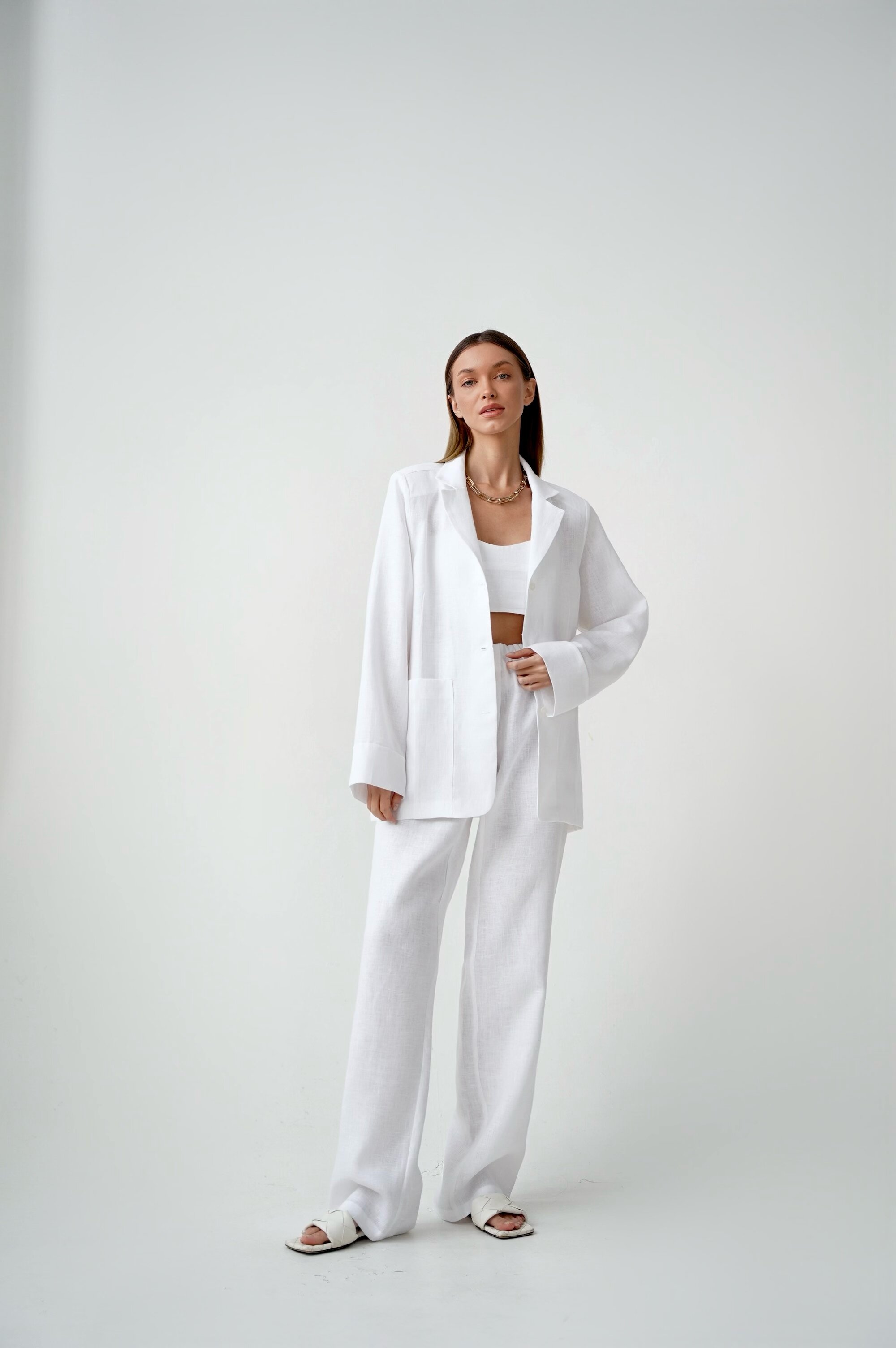 Костюм с брюками Blanc Костюм с брюками Blanc