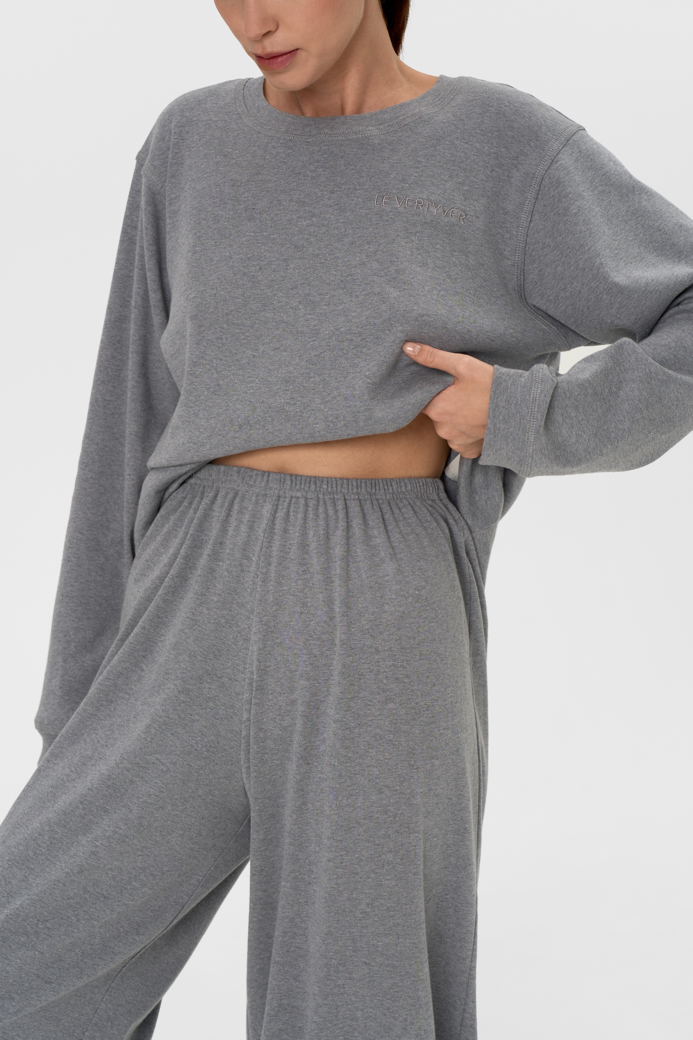 Лонгслив Gris