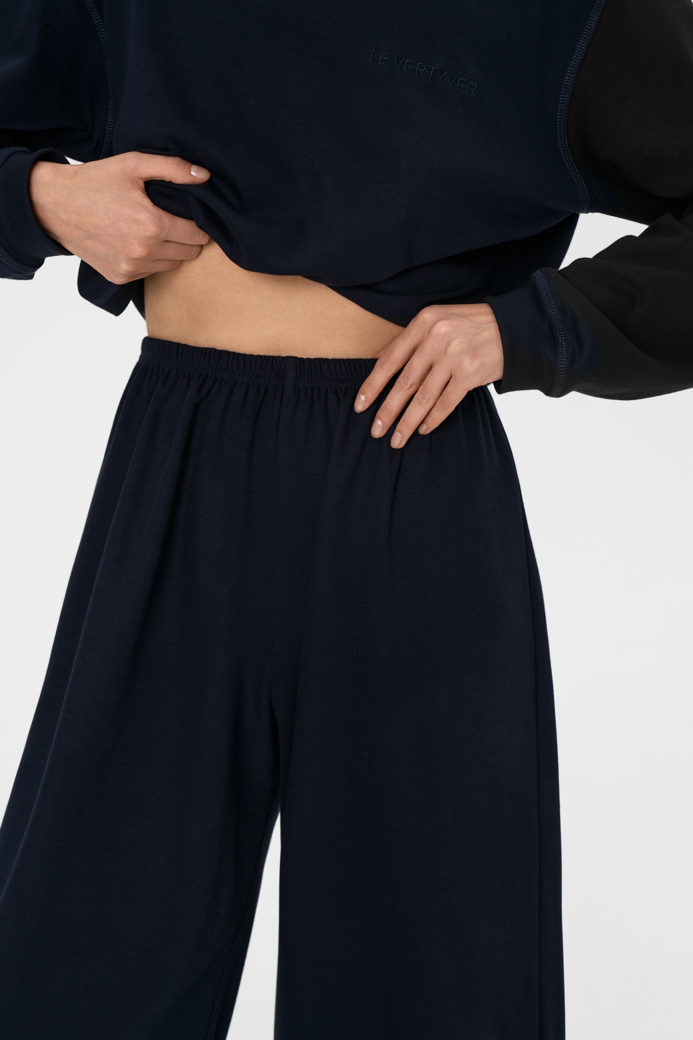 Алладины Bleu foncé