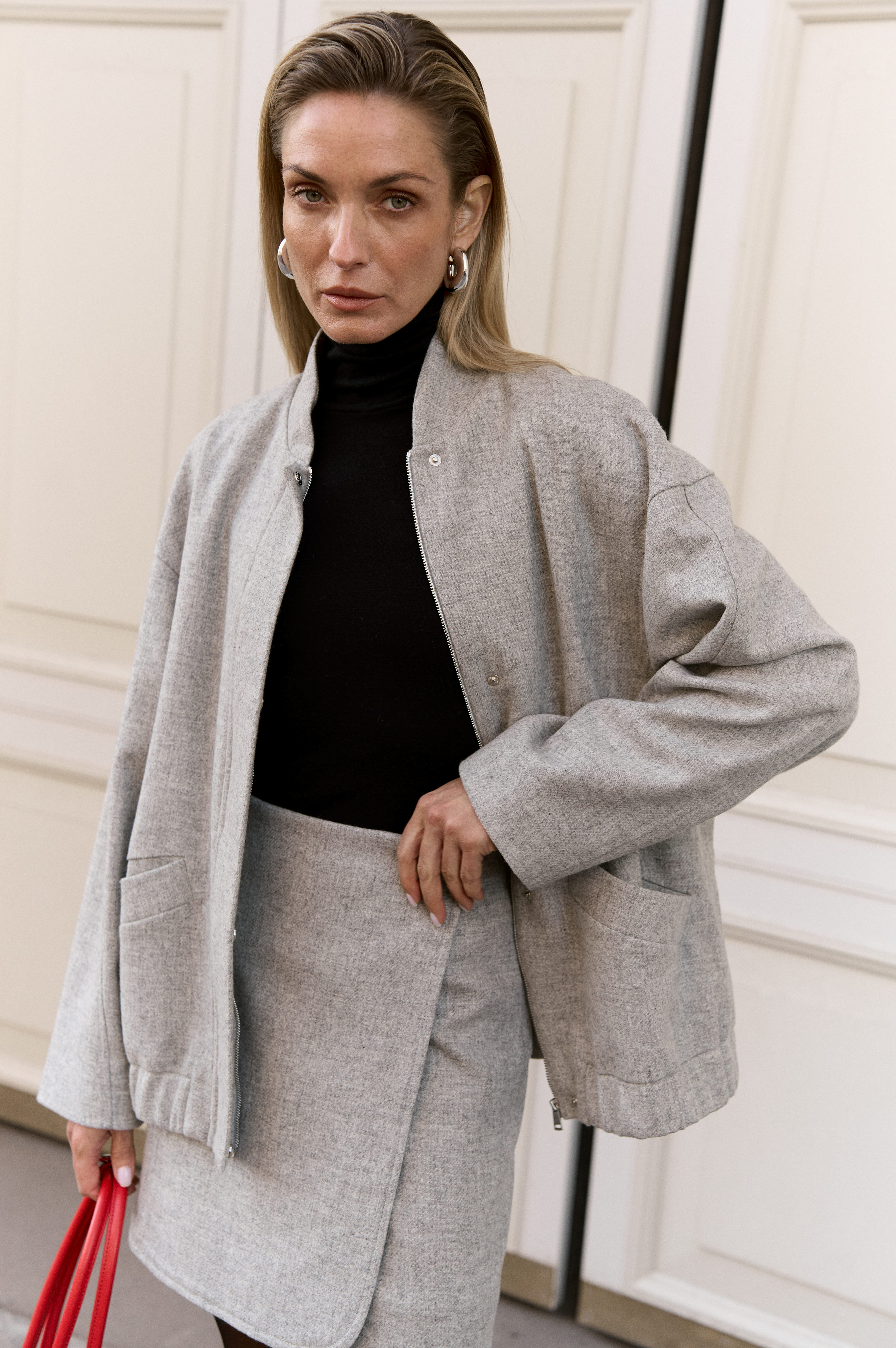 Бомбер Moonstruck